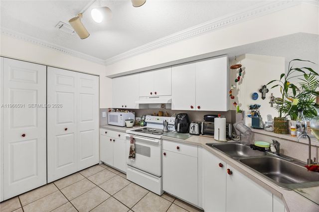 12627 SW 54th St, Miramar, FL 33027