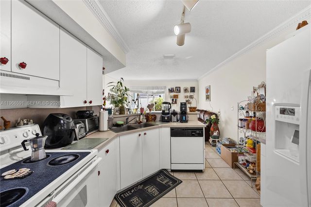 12627 SW 54th St, Miramar, FL 33027