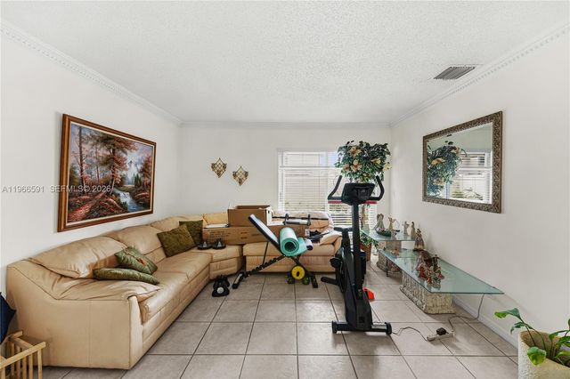 12627 SW 54th St, Miramar, FL 33027