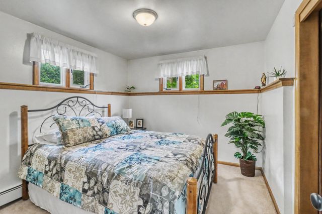 201 29th Avenue N, Fargo, ND 58102