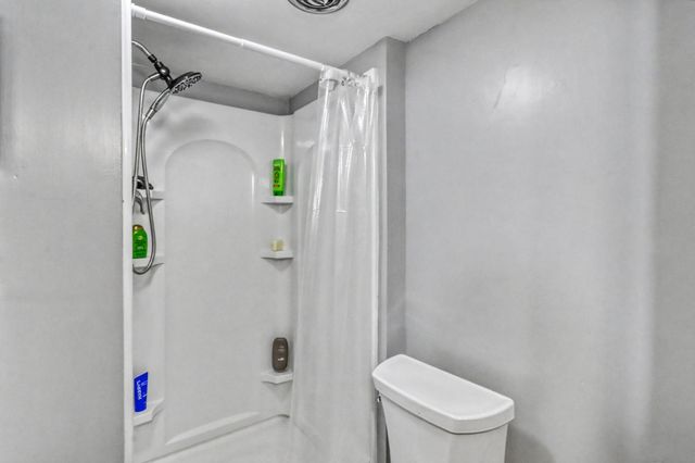 201 29th Avenue N, Fargo, ND 58102