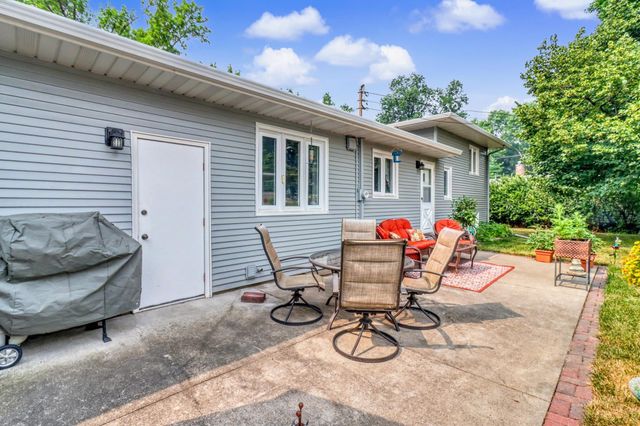 201 29th Avenue N, Fargo, ND 58102