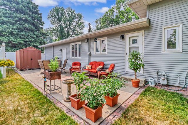 201 29th Avenue N, Fargo, ND 58102