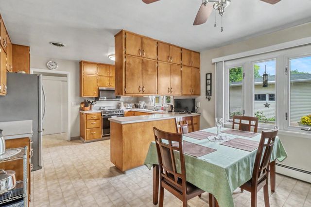 201 29th Avenue N, Fargo, ND 58102