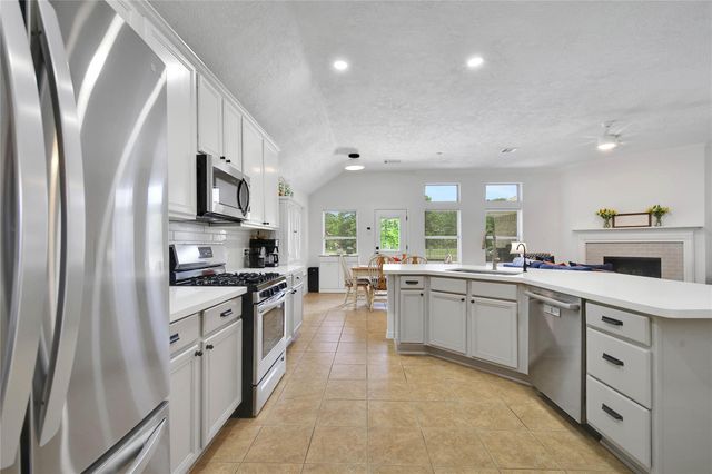 18510 Bluewater Cove Drive, Humble, TX 77346