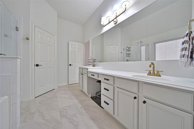 18510 Bluewater Cove Drive, Humble, TX 77346