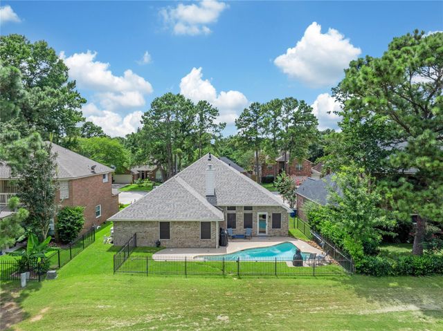 18510 Bluewater Cove Drive, Humble, TX 77346