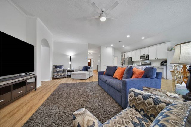 18510 Bluewater Cove Drive, Humble, TX 77346
