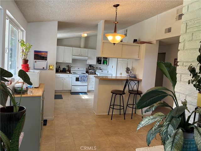 16438 Jersey Street, Granada Hills, CA 91344