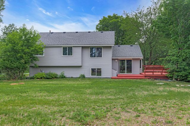 17713 Mackenzie Street NE, Columbus, MN 55025