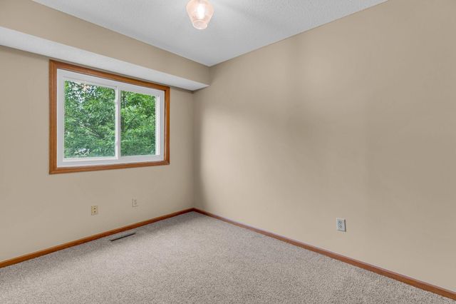 17713 Mackenzie Street NE, Columbus, MN 55025