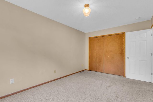 17713 Mackenzie Street NE, Columbus, MN 55025