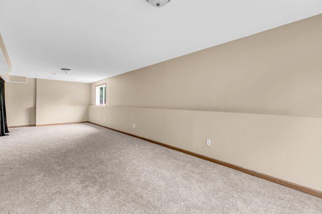 17713 Mackenzie Street NE, Columbus, MN 55025