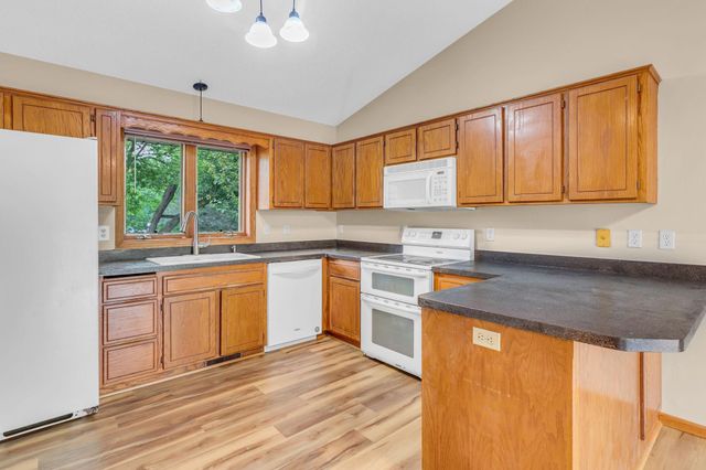 17713 Mackenzie Street NE, Columbus, MN 55025