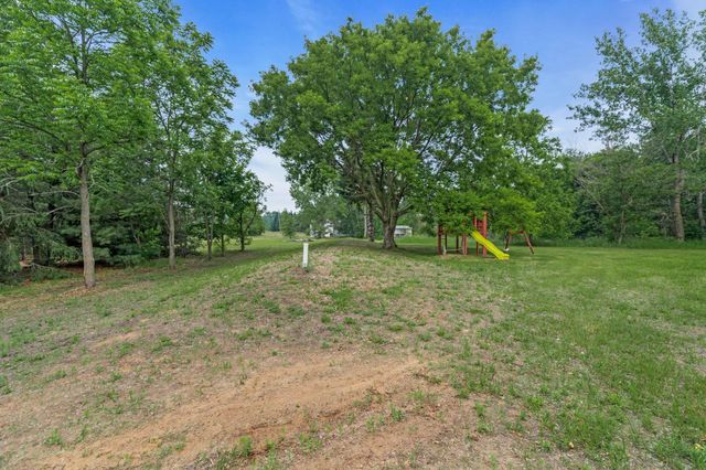17713 Mackenzie Street NE, Columbus, MN 55025
