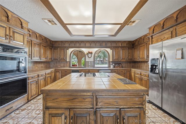 403 Quail Creek Road, Cleveland, OK 74020