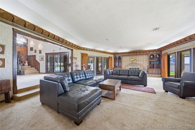 403 Quail Creek Road, Cleveland, OK 74020