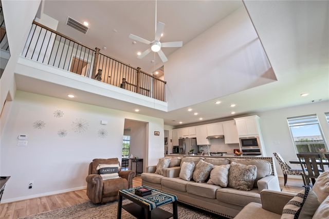 288 Kara Mist Court, La Porte, TX 77571