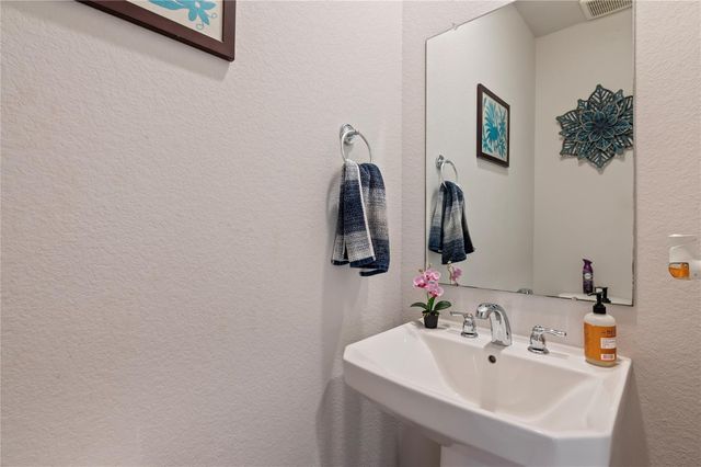 288 Kara Mist Court, La Porte, TX 77571