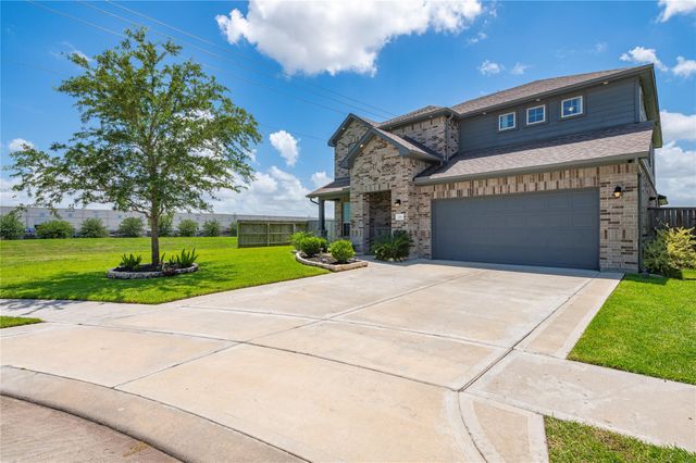 288 Kara Mist Court, La Porte, TX 77571