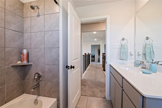 288 Kara Mist Court, La Porte, TX 77571