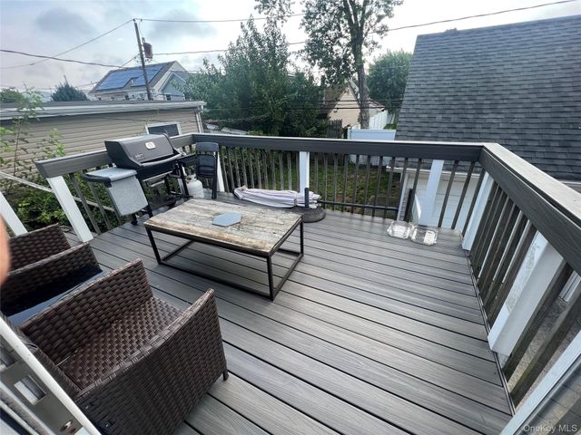 119 Parma Road, Island Park, NY 11558