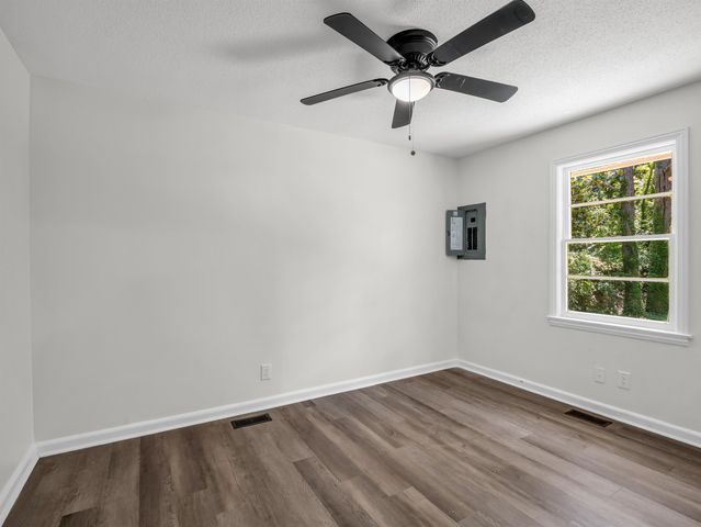 453 Lucerne Drive, Spartanburg, SC 29302