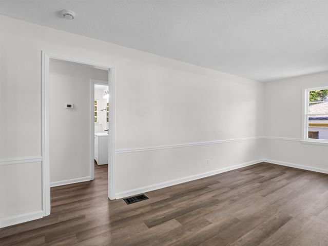 453 Lucerne Drive, Spartanburg, SC 29302