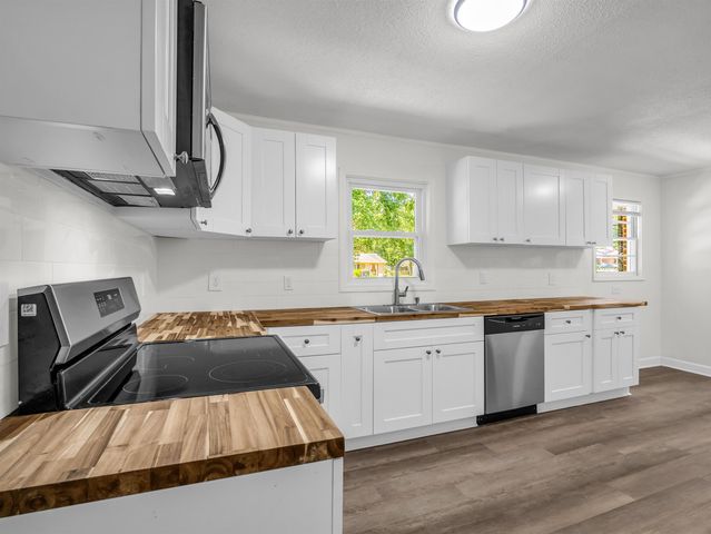 453 Lucerne Drive, Spartanburg, SC 29302