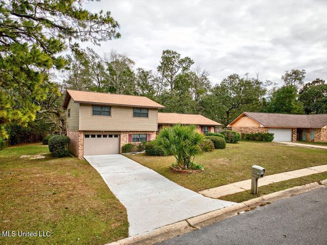 796 Sharon Hills Drive, Biloxi, MS 39532