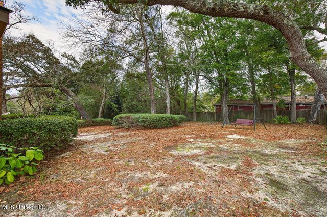 796 Sharon Hills Drive, Biloxi, MS 39532
