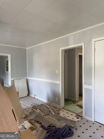 318 E 2nd Avenue, Tennille, GA 31089