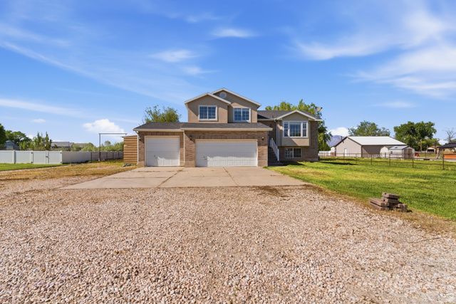 5144 W 4525 S, Hooper, UT 84315