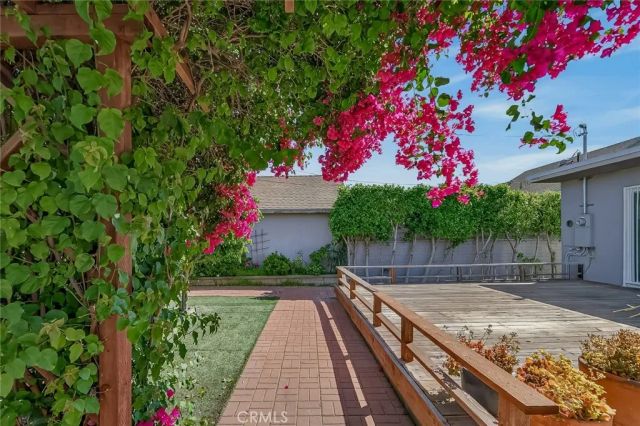 637 W Fernfield, Monterey Park, CA 91754