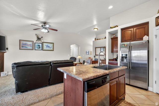 981 N PAINTED CLOUD PL, Washington, UT 84780