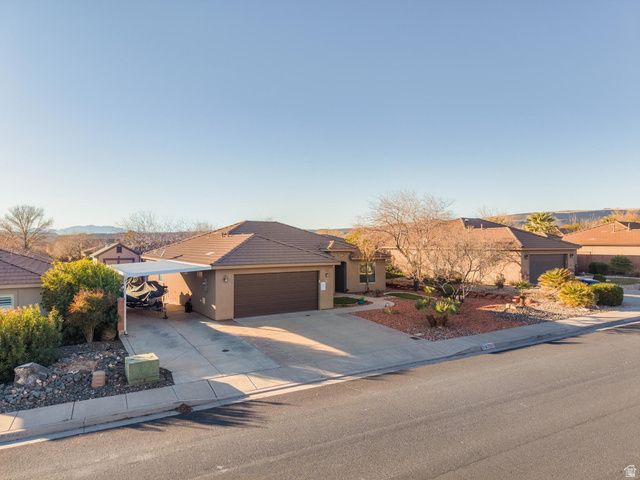 981 N PAINTED CLOUD PL, Washington, UT 84780