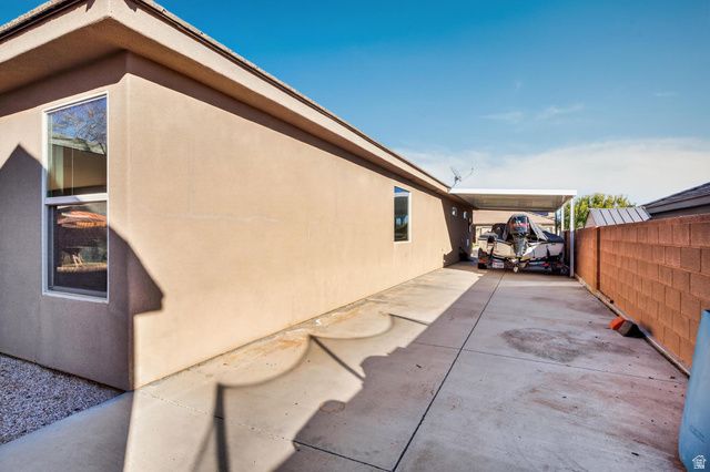 981 N PAINTED CLOUD PL, Washington, UT 84780