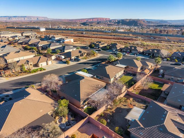 981 N PAINTED CLOUD PL, Washington, UT 84780