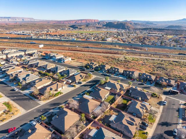 981 N PAINTED CLOUD PL, Washington, UT 84780