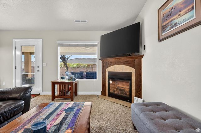 981 N PAINTED CLOUD PL, Washington, UT 84780