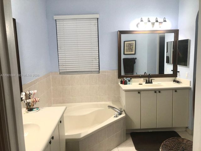 11814 SW 137th Path, Miami, FL 33186