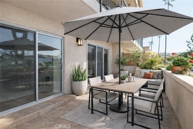 280 Cliff Dr. 1, Laguna Beach, CA 92651