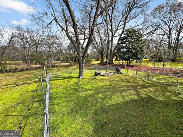 38 Bowden Street, Locust Grove, GA 30248