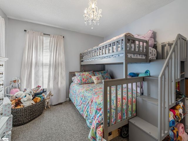 139 Cherrywood Road, Woodruff, SC 29388