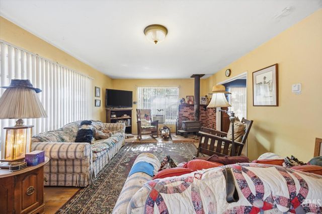 8515 Muller Road, Bakersfield, CA 93307