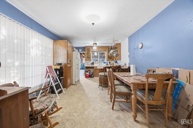 8515 Muller Road, Bakersfield, CA 93307