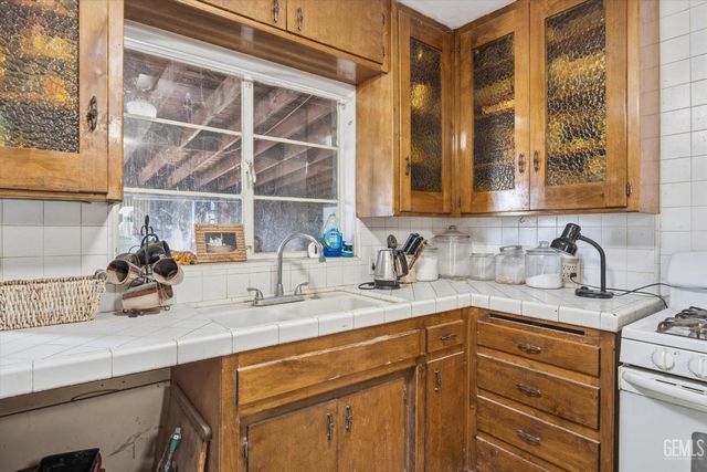 8515 Muller Road, Bakersfield, CA 93307