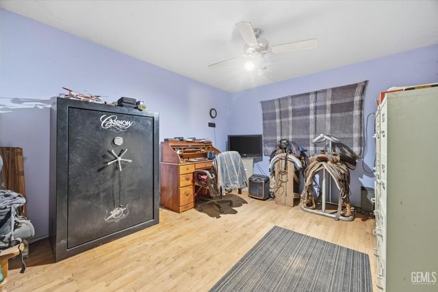 8515 Muller Road, Bakersfield, CA 93307