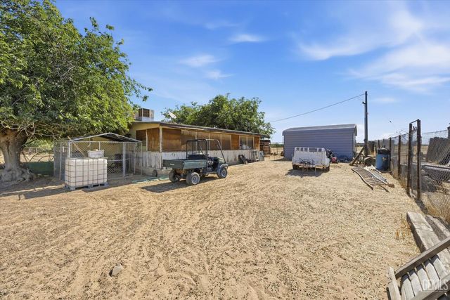 8515 Muller Road, Bakersfield, CA 93307