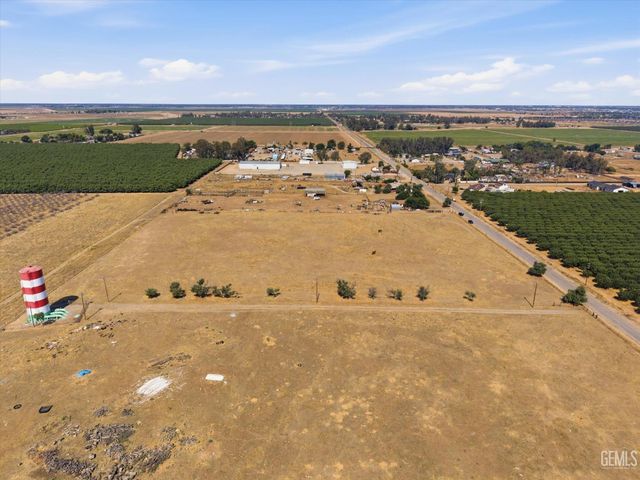 8515 Muller Road, Bakersfield, CA 93307